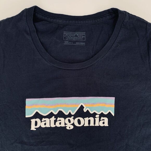 Patagonia T Shirt Youth XXL 16-18 Navy Blue Organic Cotton Short Sleeve Logo Tee - Picture 3 of 7